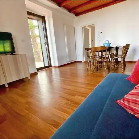 Tenuta Kiwi Dell'etna