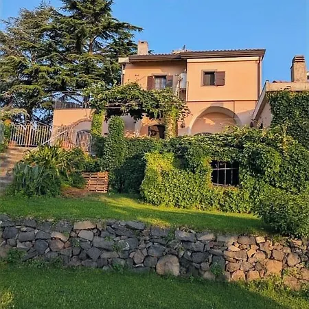 Tenuta Kiwi Dell'etna 펜션