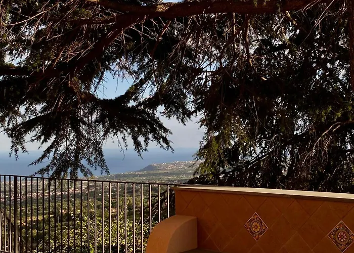 Tenuta Kiwi Dell'etna